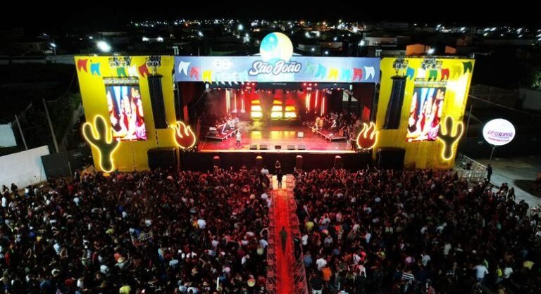 Matheus e Kauan e Gil Mendes agitaram abertura do São João em Santa Luzia