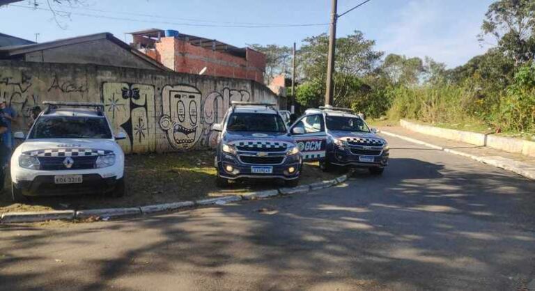 Moradores invadem novamente terreno que foi alvo de reintegração de posse na zona leste de SP
