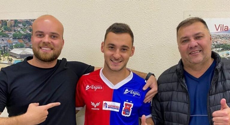 Paraná renova contrato com prata da casa: ‘Muito feliz’