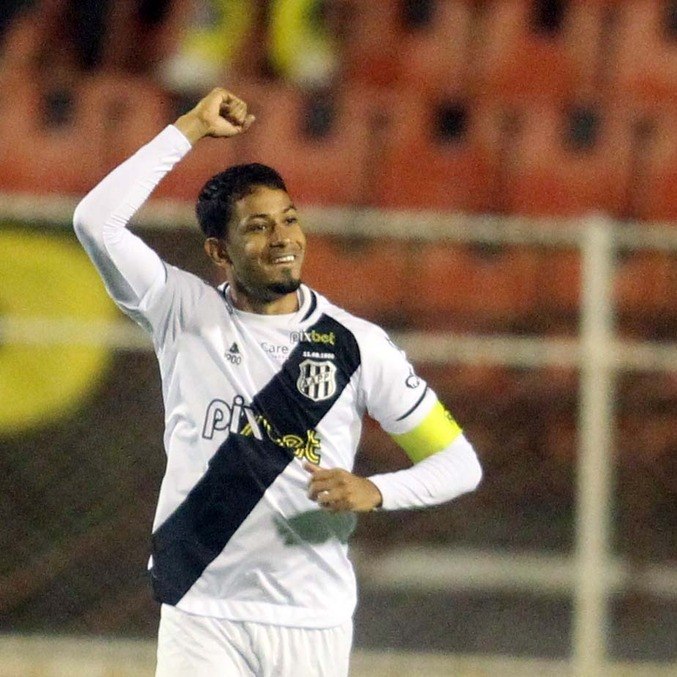 Ponte Preta terá quatro desfalques para a partida contra o Cruzeiro