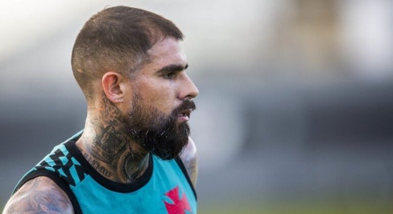 Quintero almeja renovação com o Vasco: ‘Por mim, eu ficaria aqui por dez anos’