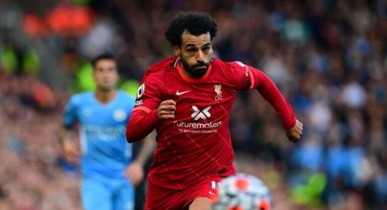 Salah supera De Bruyne e é eleito o craque do Campeonato Inglês por associação de jogadores