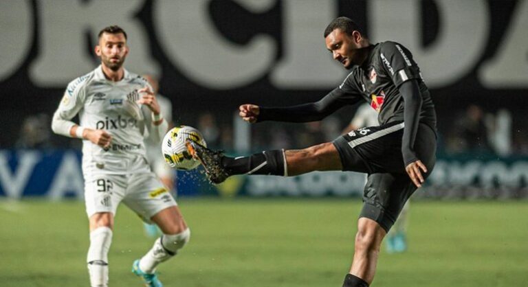 Santos abre 2 a 0, mas cai de produção e só empata com o Red Bull Bragantino