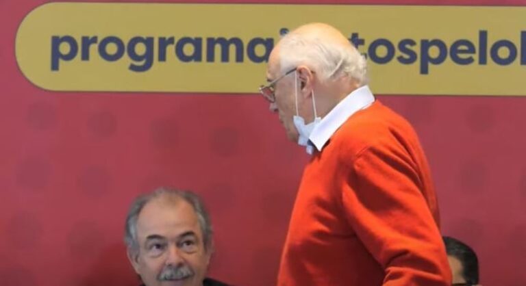 Suplicy interrompe evento do PT e reclama por não ter sido convidado