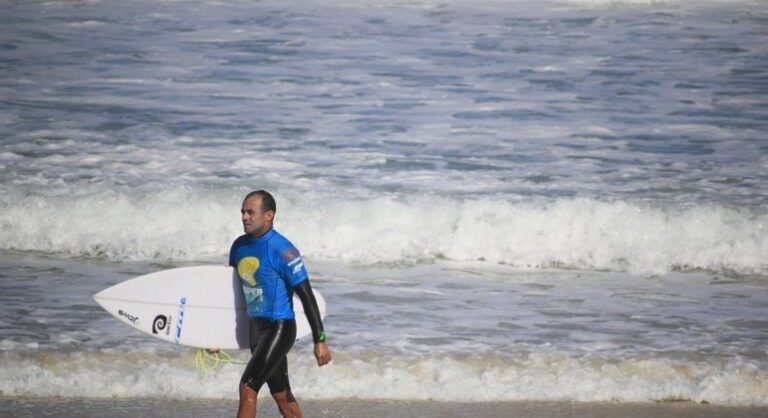 Victor Ribas relembra 1º vitória de um brasileiro no ‘Maracanã do surfe’, em Saquarema