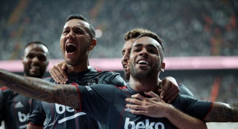 Alex Teixeira, novo alvo do Vasco, pode representar quebra de paradigma para futura SAF do clube