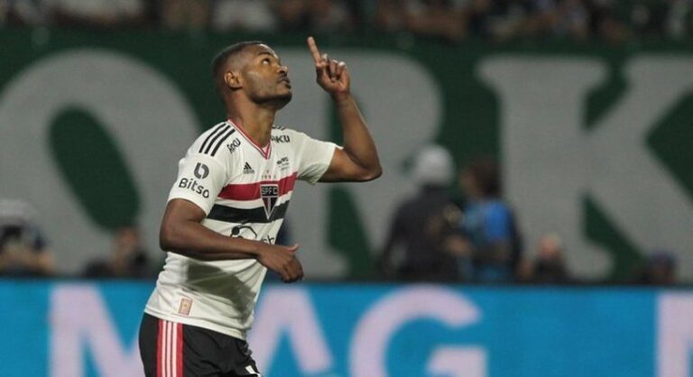 Ceni elogia Fluminense, projeta descanso a atletas e São Paulo deve ir a campo com ‘crias de Cotia’