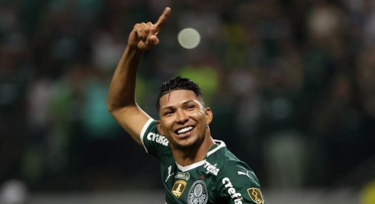 Da tentativa à consagração: as bicicletas de Rony pelo Palmeiras na temporada