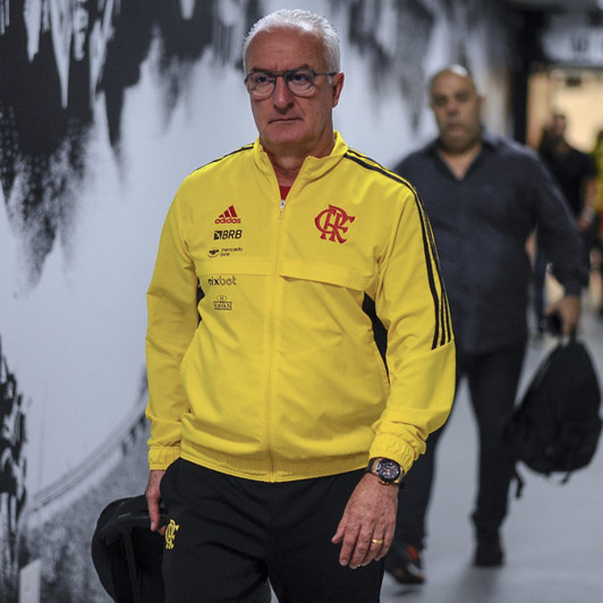Dorival Júnior defende Rodinei e afirma que erro foi casualidade