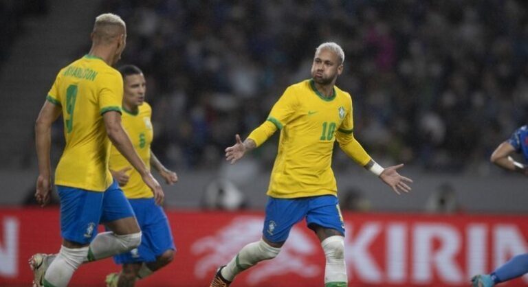 Em aquecimento para Copa do Qatar, Panini anuncia lançamento do Escalômetro 2022