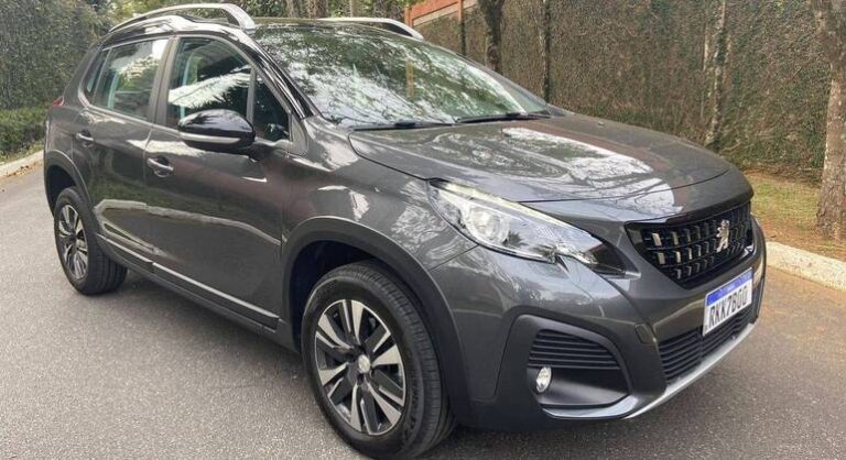 Saiba o que muda no Peugeot 2008 Griffe na linha 2023: preços e itens de série
