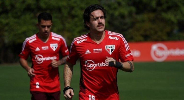 Sem Miranda, São Paulo se reapresenta e foca em duelo contra o Fluminense