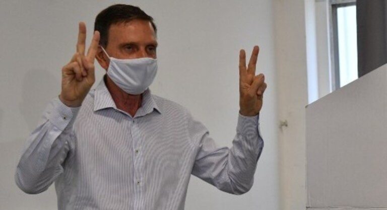 TCU aprova contas de Marcelo Crivella na gestão do Rio de Janeiro