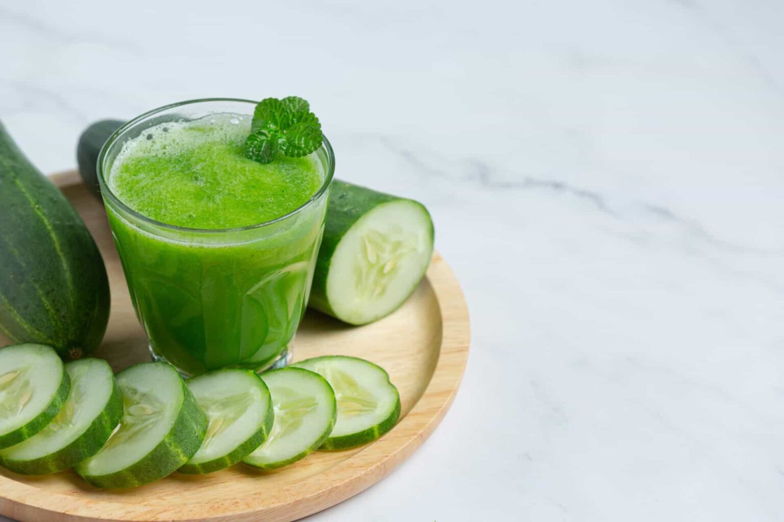 Já provou suco de pepino? Saiba quais são os benefícios e como fazer ...