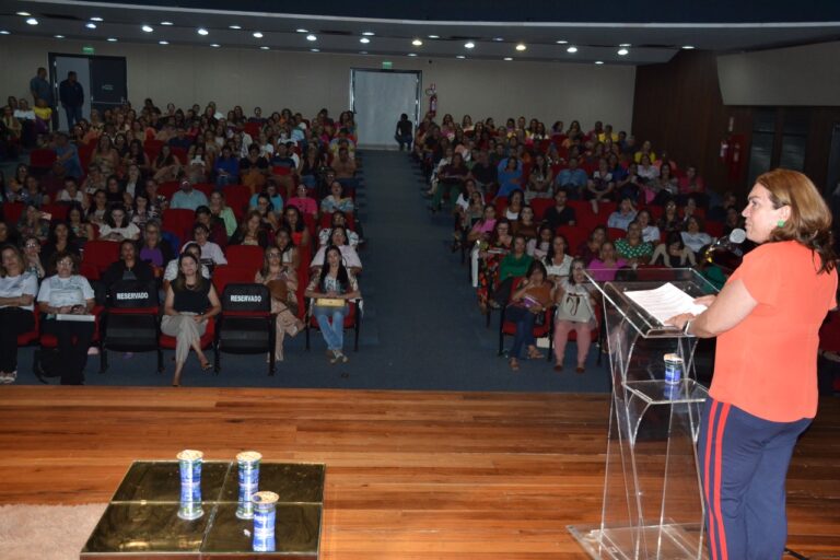 Governo de Goiás promove encontro do programa AlfaMais Goiás*