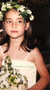 Alerta tesourinho! Consegue descobrir quem é esta atriz portuguesa