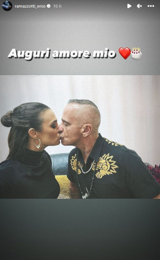Cantor Eros Ramazzotti assume nova namorada após casamentos falhados