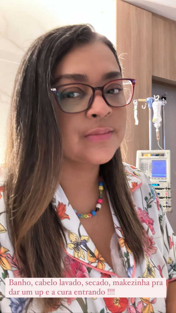 No hospital, Preta Gil mostra-se em nova sessão de quimioterapia