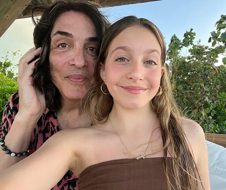 Paul Stanley, membro dos Kiss, partilha raríssima foto sem maquilhagem