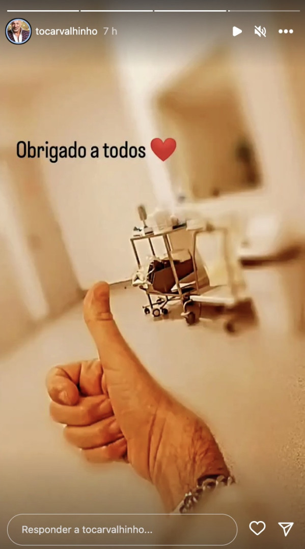 Após amputação, António Carvalho mostra-se no hospital e agradece