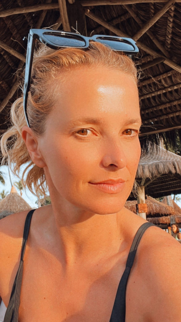 Cristina Ferreira volta a mostrar-se de 'cara lavada'... Agora no Brasil