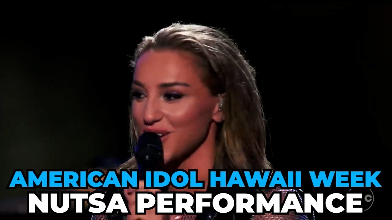 Katy Perry "vaiada" após críticas a roupa de concorrente