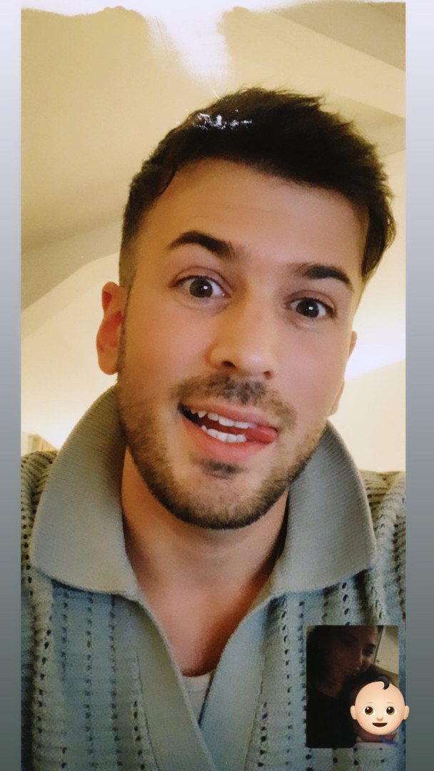 Na Suiça, é assim que David Carreira 'mata' saudades do filho bebé