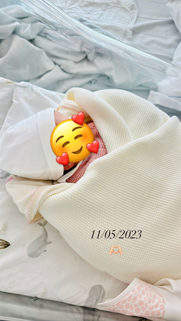 André Franco, jogador do FC Porto, dá as boas-vindas à primeira filha