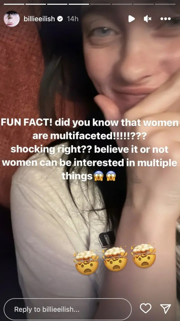 Billie Eilish responde a "idiotas" que a acusaram de se ter "vendido"