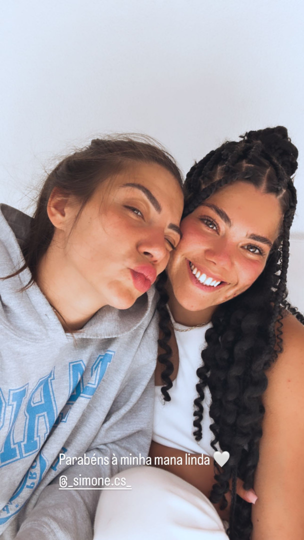 Foi assim que Carolina Carvalho assinalou o aniversário da irmã