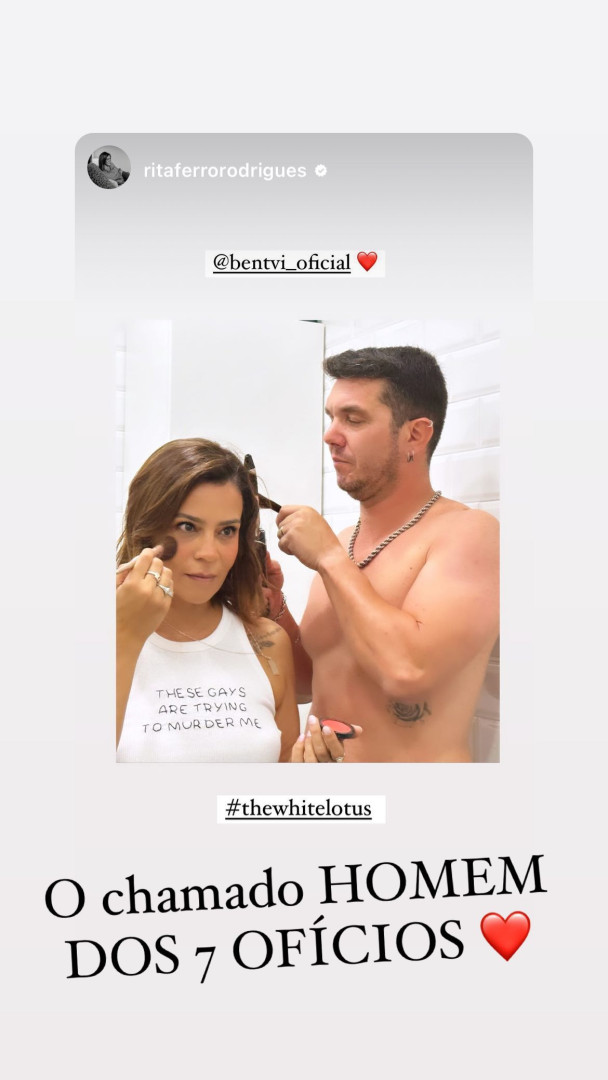 Homem ideal? Marido de Rita Ferro Rodrigues faz-lhe penteado para festa