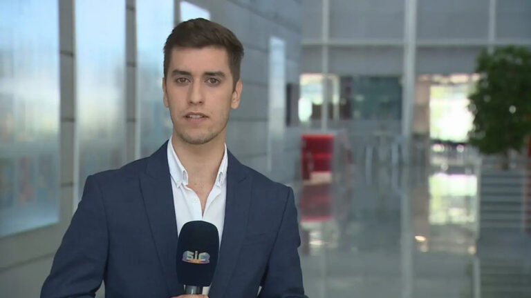 Jornalista da SIC deixa o canal após oito anos e assina com a TVI