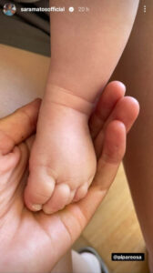 Sara Matos visita Filipa Areosa e mostra foto do filho da amiga