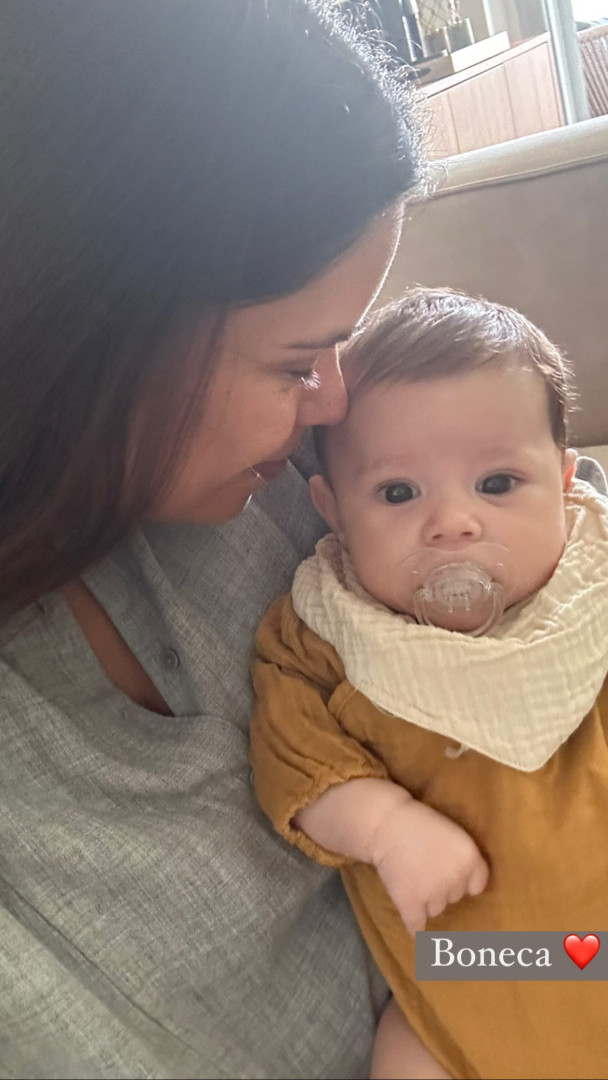 Vídeo. Diana Baía Pinto mostra sorriso encantador da filha bebé