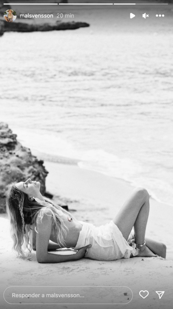 Ex-namorada de Ruben Rua mostra-se em topless na praia