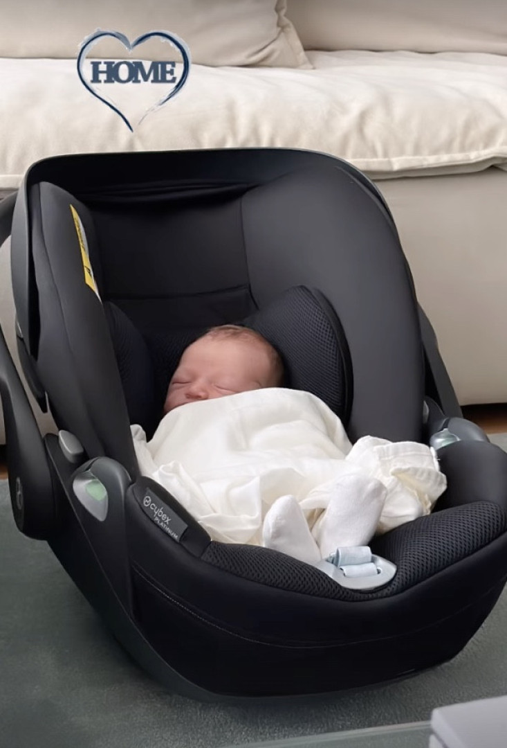 Filho de Lourenço Ortigão e Kelly Bailey já está em casa. A 1.ª foto