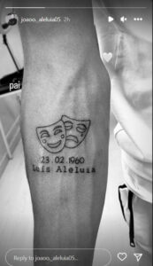 Filho homenageia Luís Aleluia com tatuagem: "Pai"