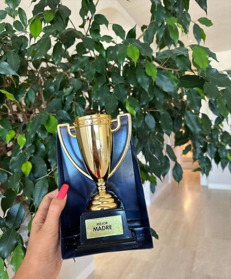 Georgina Rodríguez recorda início da relação com CR7 e mostra família