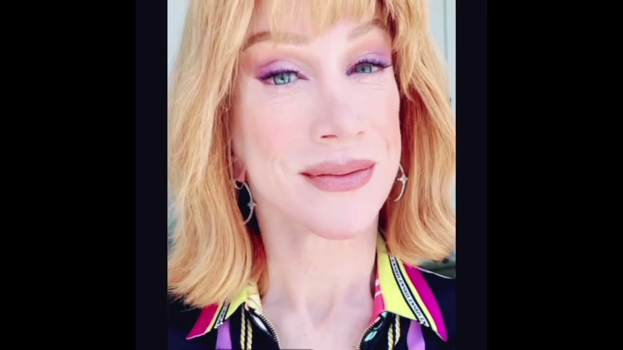 Kathy Griffin faz tatuagem nos lábios e surpreende familiares e fãs