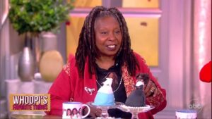 Whoopi Goldberg completa 68 anos e recorda falecido irmão