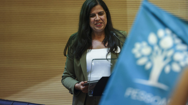 Antigos líderes do PSD? Formam "espécie de clube de profetas da desgraça"