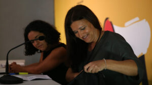 "Com lambidela amiga", o gato Zé Albino e Rui Rio desejam Boas Festas