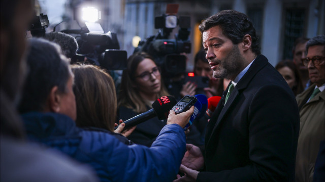 Montenegro deve dar "explicação cabal" sobre a sua moradia, diz Ventura