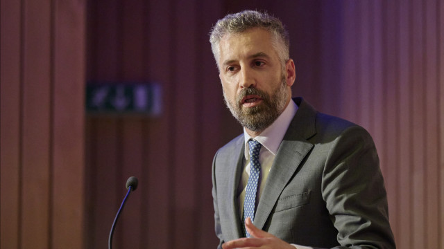 País tem de saber por que é que "está a morrer tanta gente em Portugal"