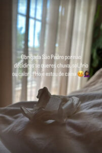 Adoentada, Rita Pereira diz aos fãs que está "de cama"