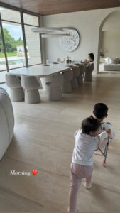 Georgina Rodríguez mostra Bella a brincar com Mateo