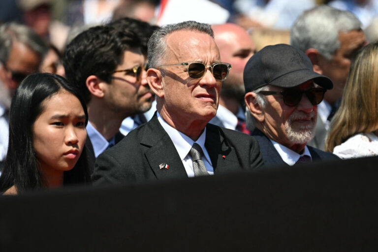 Tom Hanks e Steven Spielberg nas comemorações do Dia D