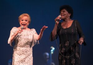 Alaíde e Claudette se unem para cantar Alf, João e Vinicius na gravação de disco ao vivo