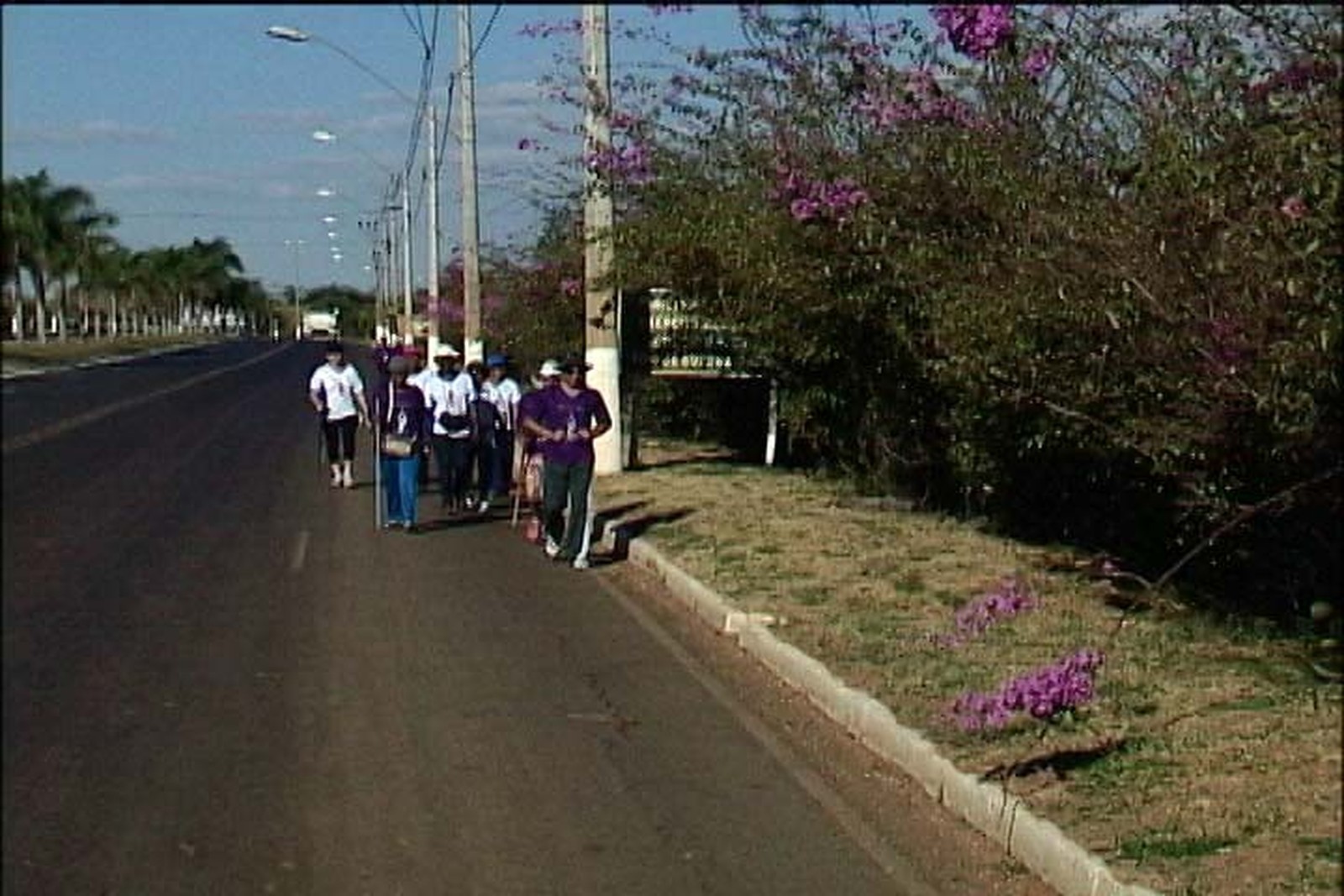 Barracas de apoio aos romeiros começam a funcionar nesta sexta na BR-365 em Patos de Minas