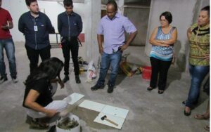 Construtora oferece curso de reparos domésticos para mulheres, em Goiânia